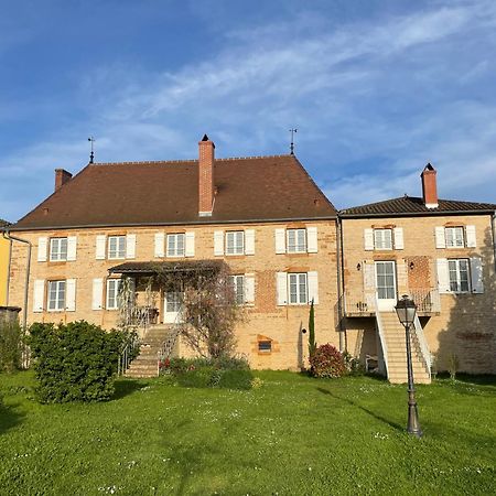 Bed and breakfast Le Logis D'Azé Extérieur photo